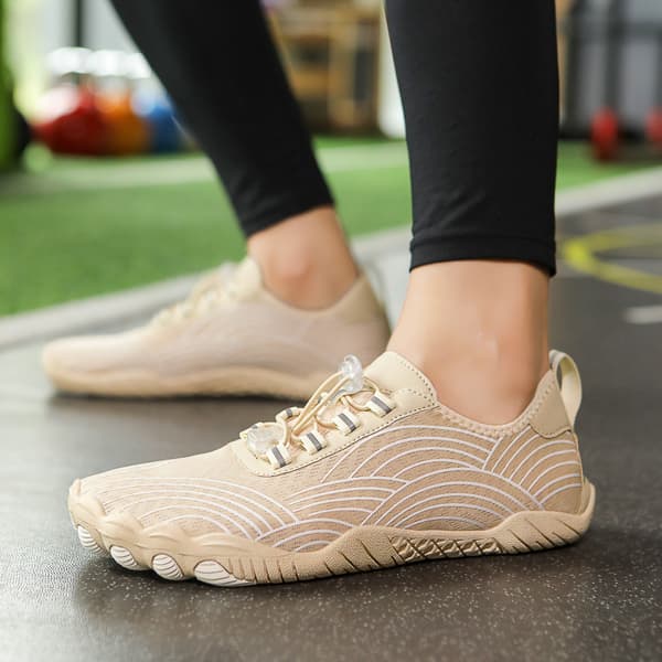 Vannsko for kvinner og menn, sklisikker, atletisk, for turgåing, løping, svømming Grey 45