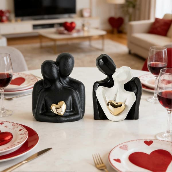 Klemmer Par Keramikkfigur med Gyldent Hjerte for Bryllupsdag Valentinsdagsgave E