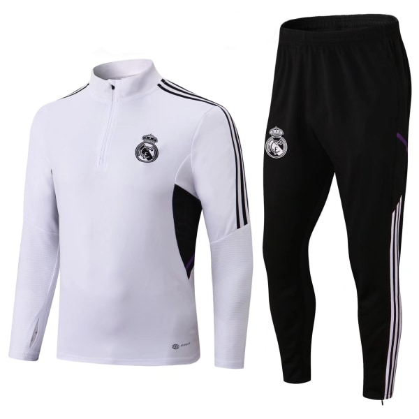 23-24 Real Madrid Vit Långärmad Svarta Shorts Jersey Set S