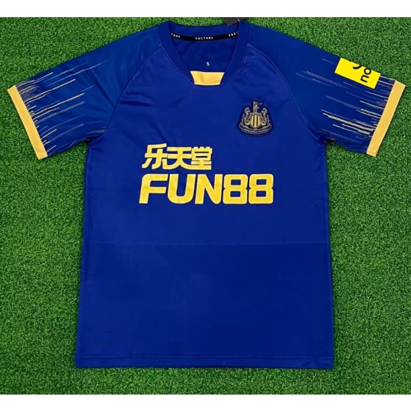 Ny vintage Newcastle fotbollstränings-t-shirt Vidic NO.15 L