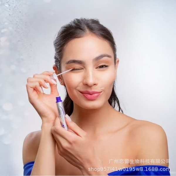 3 pulloa RapidLash ripsiseerumia ja RapidBrow kulmakarvaseerumia Silver pipe