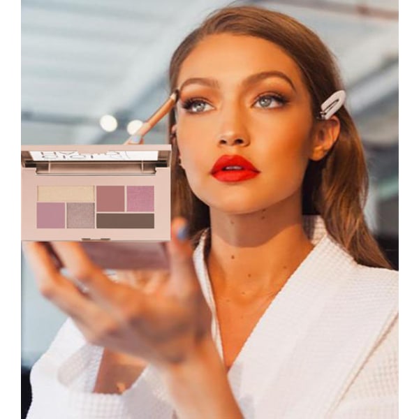 Maybelline Gigi Hadid East Coast Glam Eyeshadow Palette flerfärgad