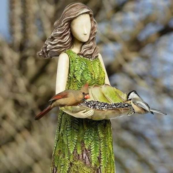 Udendørs fugletrug - Sherwood Fairy Statue med fuglefoder -