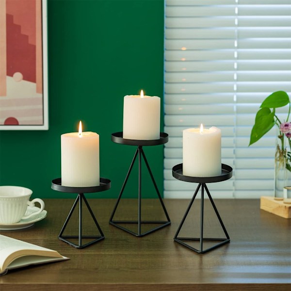 Elegant Ljusstake Set För Alla Inredningar, Järnmaterial Industriellt Inspirerad Design Med Varierande Höjder, Texturerad Yta För Ett Raffinerat Utseende, Perfekt