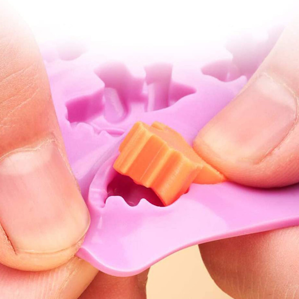 Mini 48 silikone chokoladeform med søde små dinosaurer