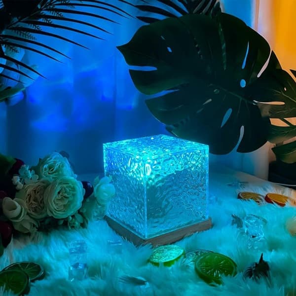 Night Lamp with Water Wave Effect and RGB Color Change – LED Lamp with Remote Control and Aurora Light Effect