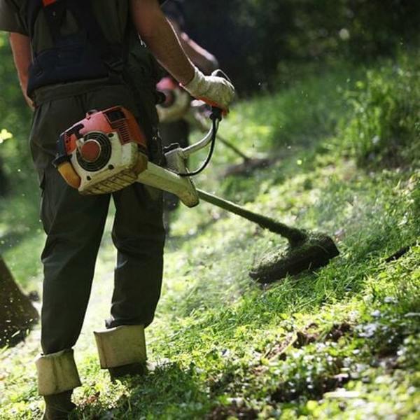 Pakke med 2 universelle buskrydderhoveder Nylon udskiftningsspole til buskrydder trimmer kutterhoved M10 x 1,25 til benzin termisk buskrydder