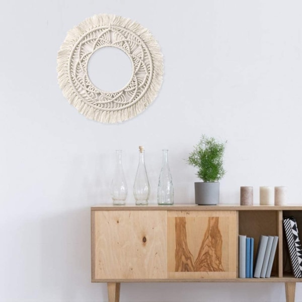 Seinälle ripustettava peili, jossa pitsipyöreä art deco -tyyli asuntoon