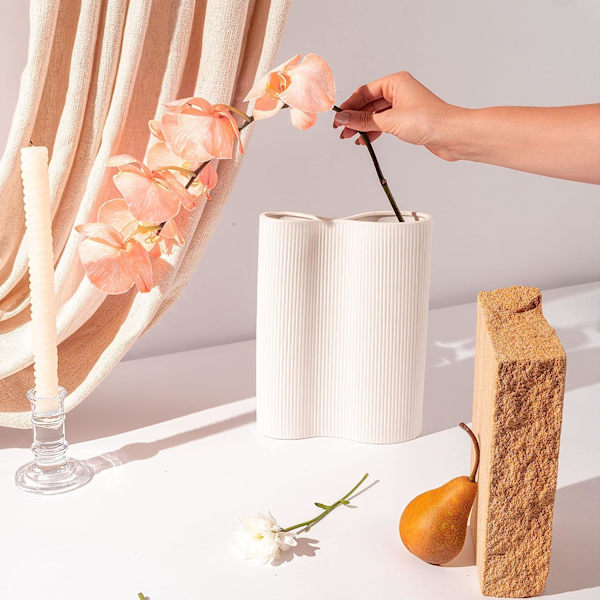 Vit Vas. 9” Hög Vas för Blommor. Vit Keramik Vas för