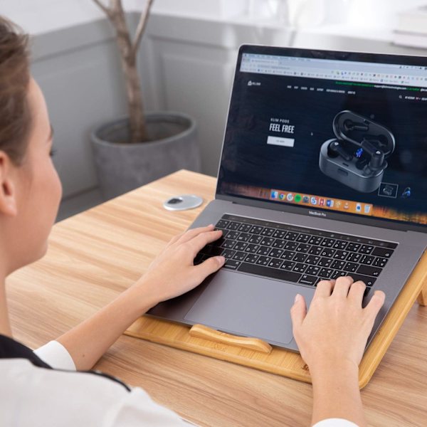 Bærbar PC-køler - Justerbar hastighed - Ventileret støtte med bambusstruktur til computer 10' til 15,6' - Ekstra USB-port [Ny version 2020]