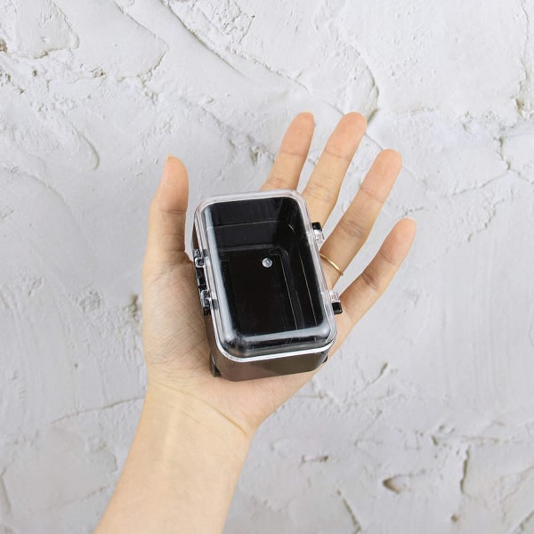 4 stykker Mini plastleketøy reisekoffert Godteriboksdress til