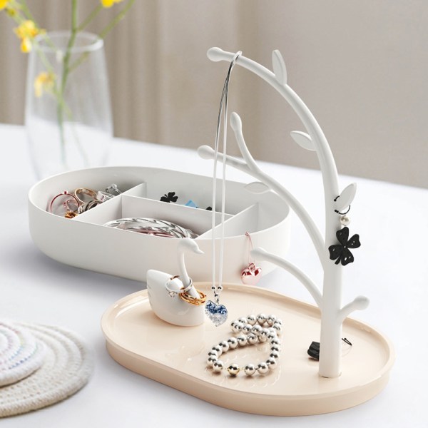Svanesjø-design smykkeskrin armbånd ring halskjede tre