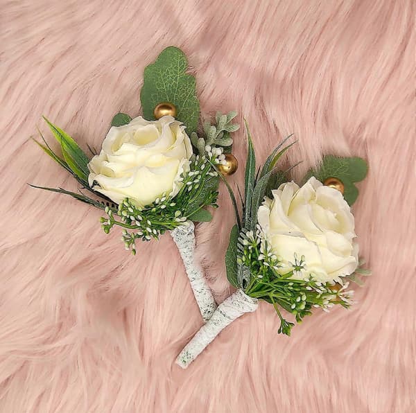 2-pack bröllopsboutonniere - Konstgjorda rosor - Elfenbensvit
