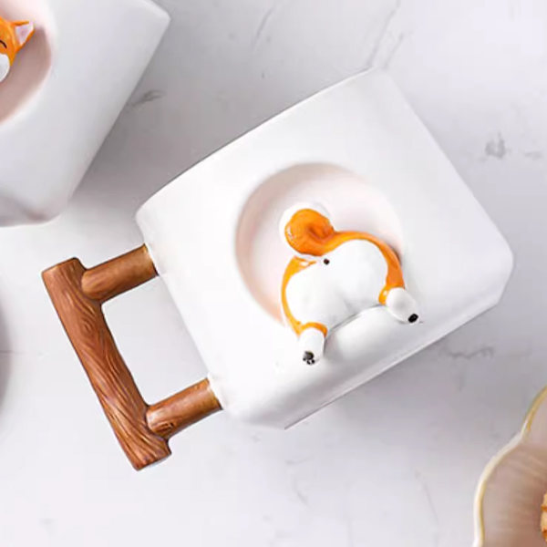 Keramisk kaffekop, 3D Shiba Inu dyremønster kop, interessant trædesign håndtag og matchende ske, meget velegnet til gaver-420ml.