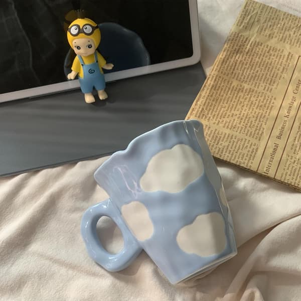 Ceramic Coffee Cup, Cute Cappuccino Cup with Handle, 300ml Hand-Painted Irregular Breakfast Oatmeal Cup Creative Tea Milk Cup