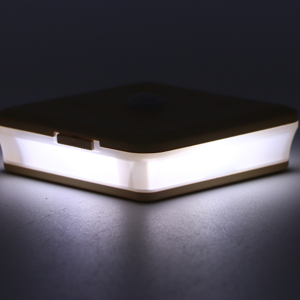 LED Induktionslampa Hem Intelligent Sensor Sovrum Skåp Liten Nattlampa USB Laddning Ljus Träkorn