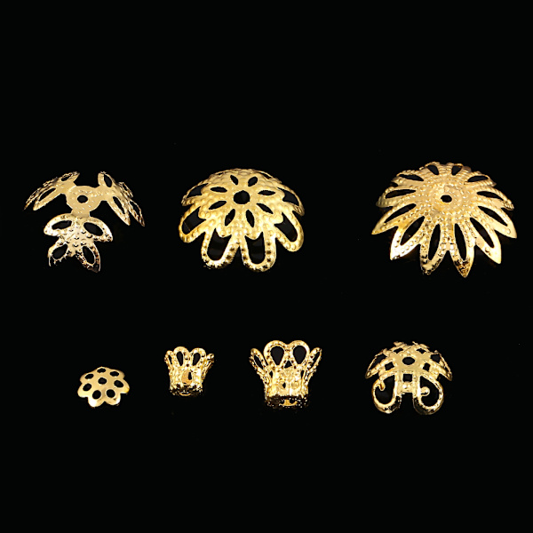 300 st 7 storlekar Blomformade distanspärlor Smyckestillverkning Tillbehör i metall (Guld)