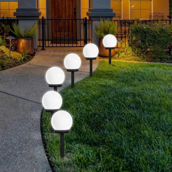 Ulkoilman aurinkokäyttöiset puutarhavalaisimet, ulkoilman vedenpitävät valot 6 kpl IP44 Globe Stake Light ulkoilman huvilan nurmikolle, puutarhaan, maisemaan, ajotielle, pihalle,
