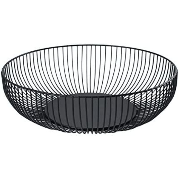 Metalliverkkoinen hedelmäkori keittiön työtasolle