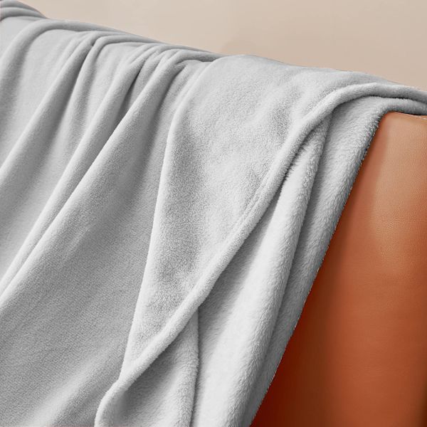 Myk teppe, fluffy teppe, grå - fleece teppe, 150 x 200 cm, XL, varmt sofateppe, koselig teppe, lysegrå, mykt som et stueteppe,