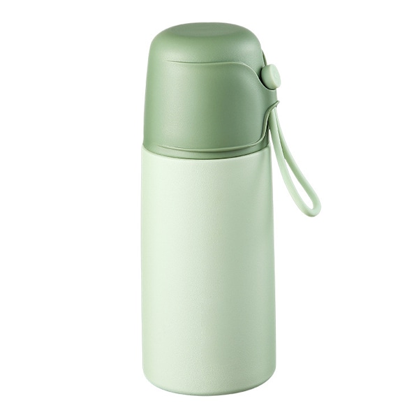550 ml rostfritt stål mugg med lock och rostfritt stål sportkittel är lämpliga för studenter och kontorsarbetare.