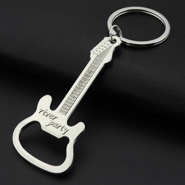 Flaskeåbner Innovativ Multifunktionel Rustfrit Stål Guitarformet Flaskeåbner Nøglering til Hjemmet Silver