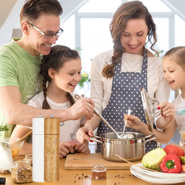 Salt- och pepparkvarnset med justerbar grovlekvarn,