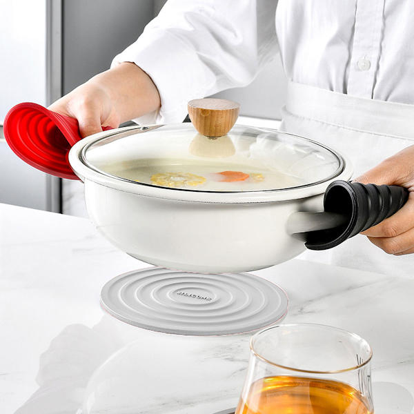4 köksredskap silikon isolerade placemats grytunderlägg bordsmattor hushåll värme kuddar tekoppar mattor