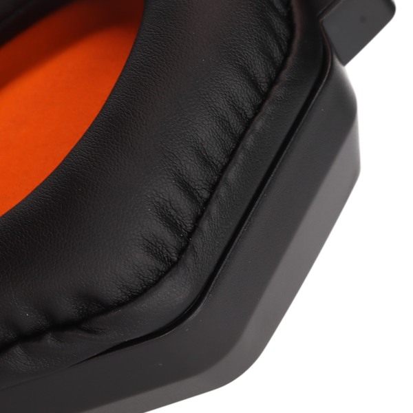 Gaming Headset Stereo Spel Over Ear Hörlurar med Volymkontroll och Dynamisk RGB för PS4 för Switch för Xbox