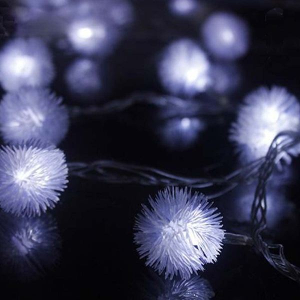 16,5 ft Solenergi 30 LED Furry Snowball String Lights Dandelio White