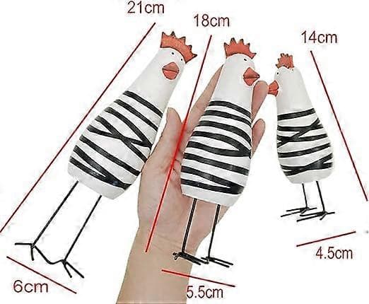 3 Kyllingpynt i tre, liten kyllingfigur, liten kitch