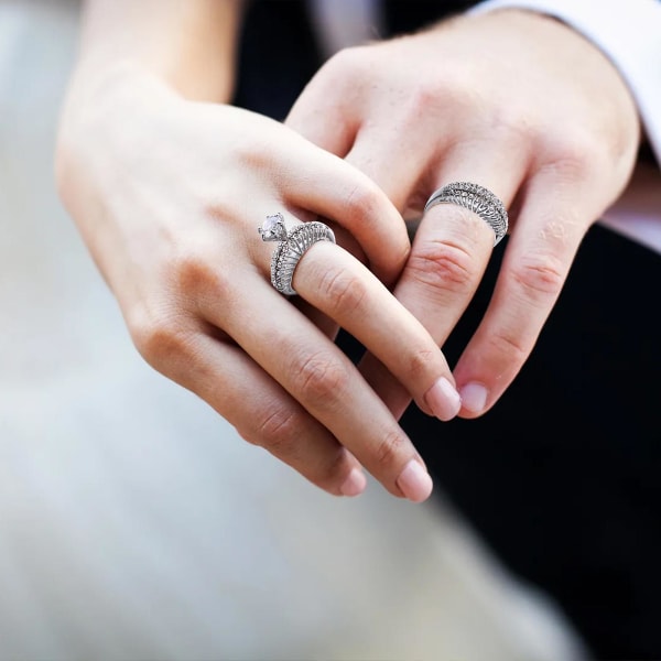 Tyttöjen ylellinen kihla-avioliittoehdotus timanttisormukset pinottavat sormukset zirkonikristallisesta set set 6