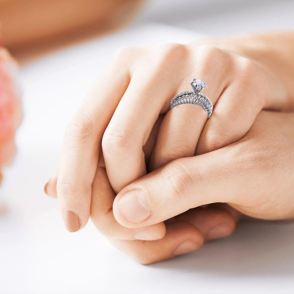 100 % ny flickas lyxförlovningsförlovning äktenskapsförslag Diamantringar set Zirkonkristall Rhinestone set 8