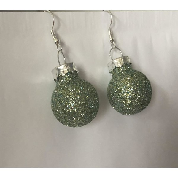 Silver Örhängen till Jul/Christmas - Gröna Glittriga Julkulor Grön