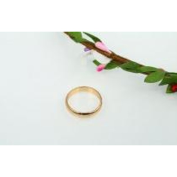 Slät Blank Rundad Guld Ring i Rostfritt Stål 4 mm - Stl 17,3 Guld