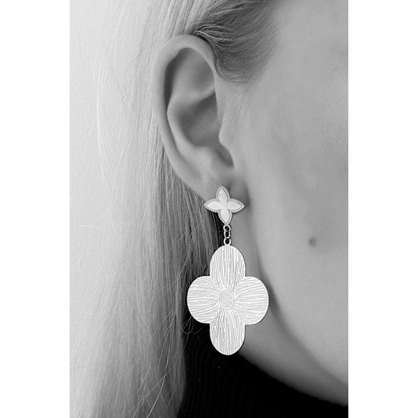 Statement Örhängen i Rostfritt Stål - Clover Class - Blanka & Mönstrade Blommor - Silver Silver