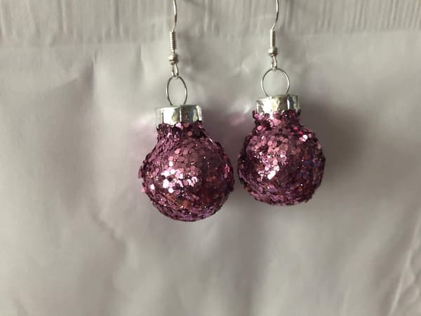 Silver Örhängen till Jul / Christmas - Rosa Glittriga Julkulor Rosa