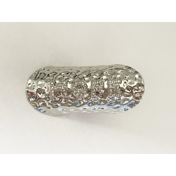 Oversize Silver Ring med Vita Stenar & Text - HOPE - Stl 19 Silver