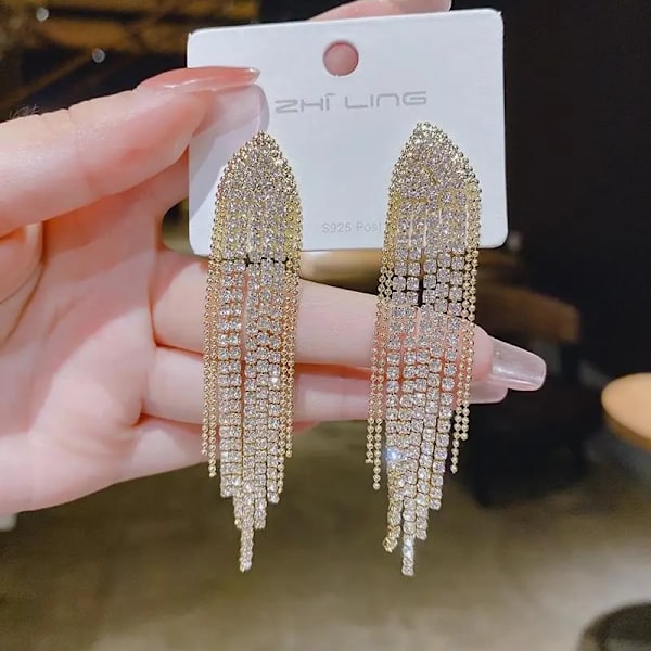 Strass Guld Örhängen med Kedjor - Glittrande Vita Rhinestones Guld
