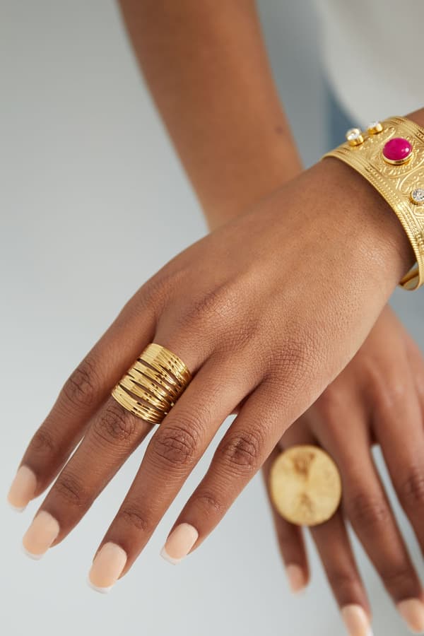 Bred Blank Statement Ring i Rostfritt Stål - Guld - Justerbar Guld