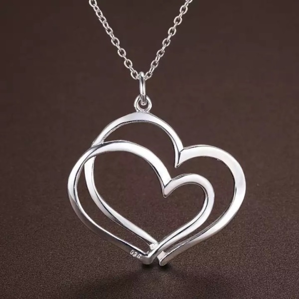 Silver Halsband - Stilrent med Dubbla Hjärtan / Heart Silver