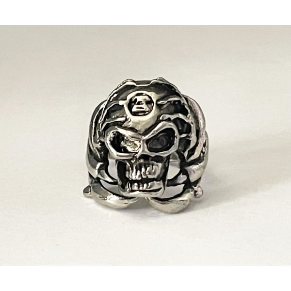 Cool Silver Ring med en Döskalle / Dödskalle - Stl 19,5 Silver