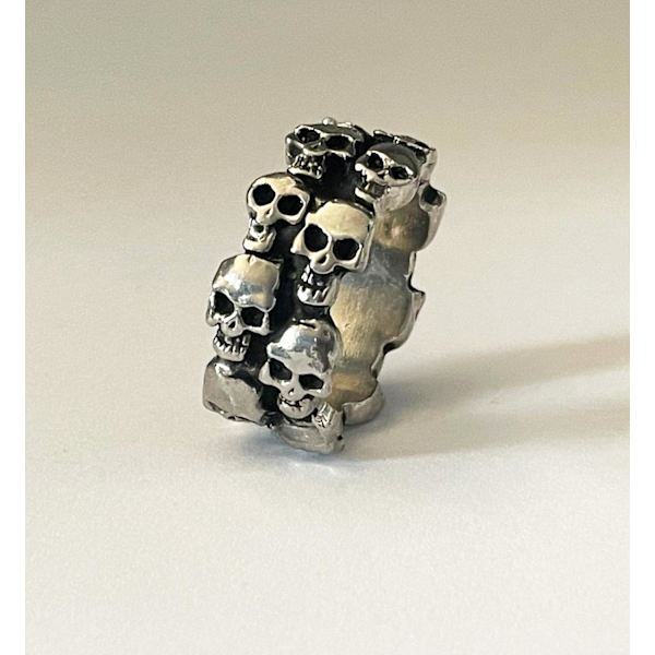 Cool Silver Ring med Döskallar / Dödskallar i 2 Rader - Stl 20 Silver
