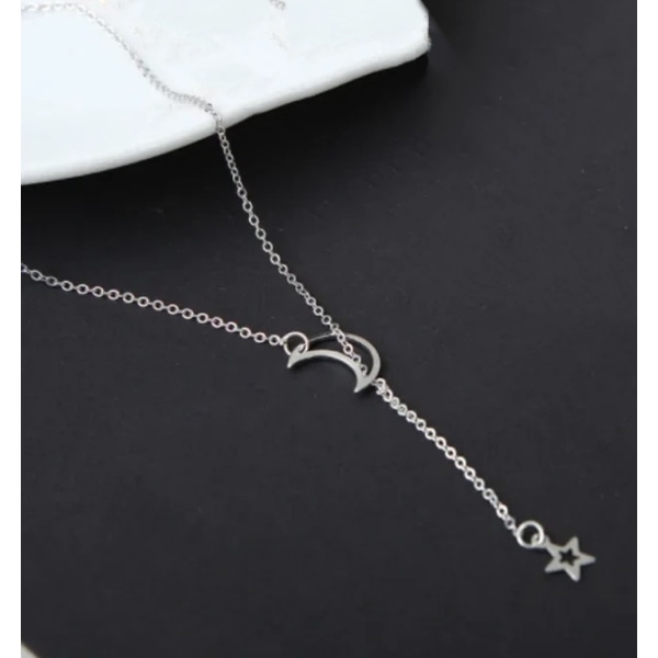 Elegant Silver Halsband med Måne & Stjärna / Moon Star Necklace Silver