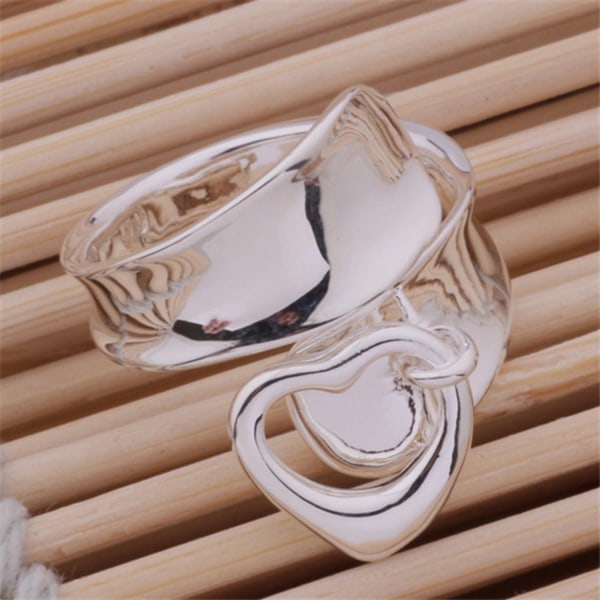 Vacker Silver Ring med Hängande Hjärta / Heart - Justerbar Silver one size