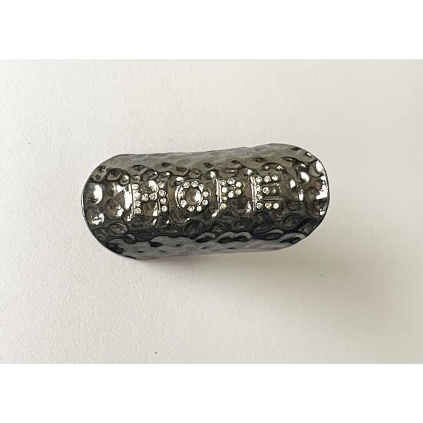 Oversize Oxiderat Silver Ring med Stenar & Text - HOPE - Stl 18 Svart