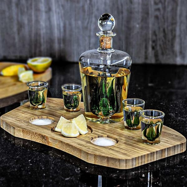 Karafsæt med karaffel, bakke og glas - 84 cl Tree