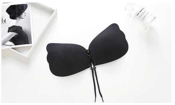 Selvklæbende push-up BH, usynlig støtte - Sort, D-skål Black one size