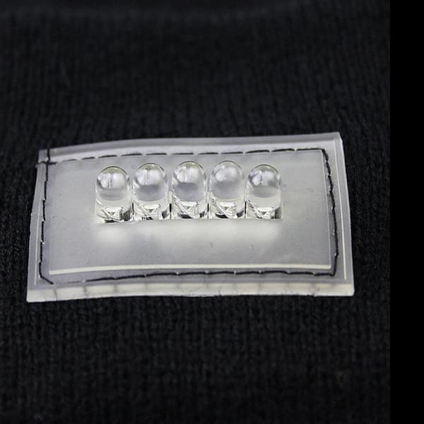 Hue med LED-lys - Sort Black one size