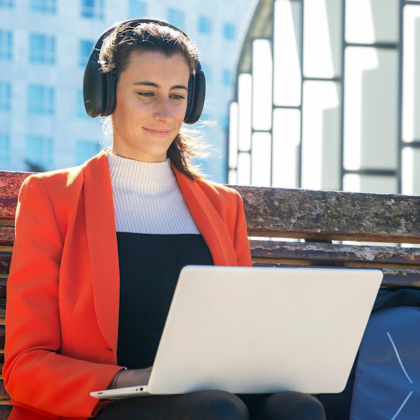 Wireless Headset with Microphone Black